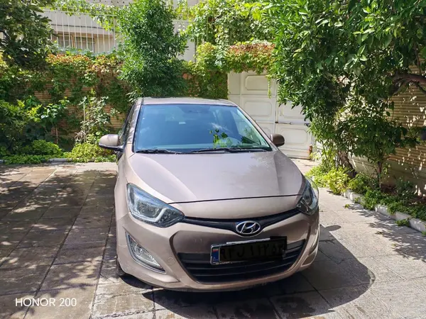 عکس هیوندای i20