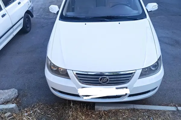 عکس لیفان 620