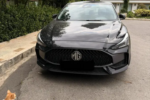 ام جی GT