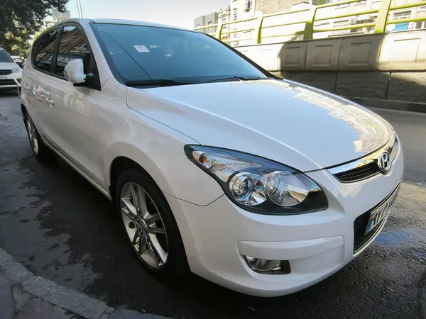 هیوندای i30
