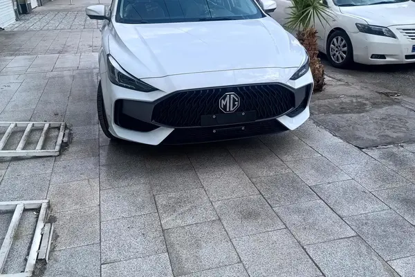 ام جی GT