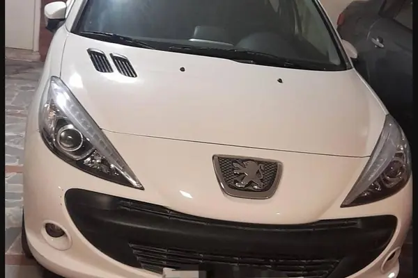 عکس پژو 207 صندوقدار