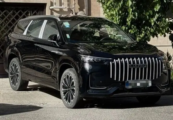 لوکانو L8