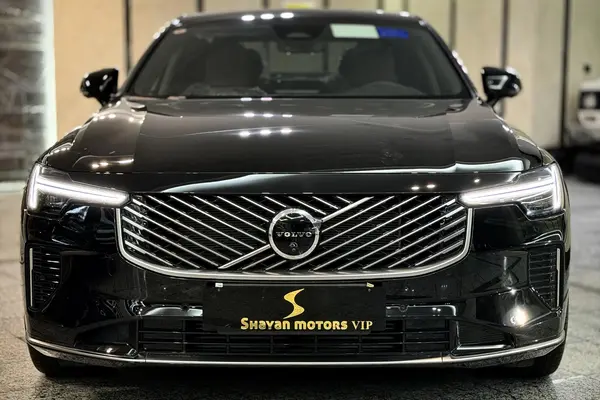 ولوو S90
