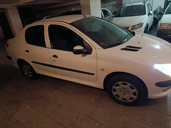 پژو 206 SD