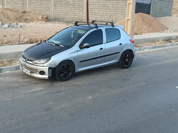 پژو 206