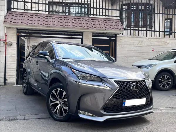 لکسوس NX