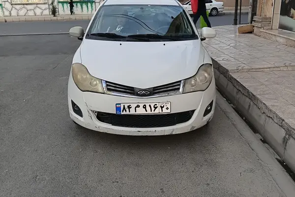ام وی ام 315هاچ بک