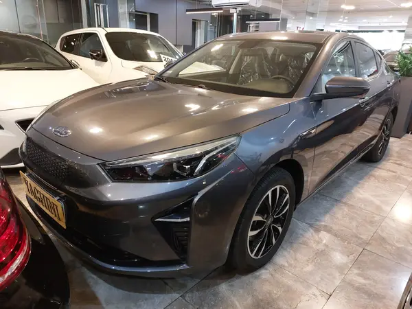 کی ام سی eJ7