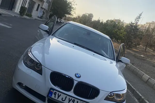 بی ام و سری 5 سدان