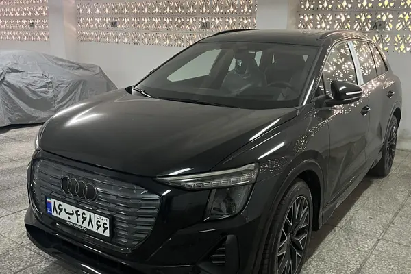 عکس آئودی Q5 e-tron