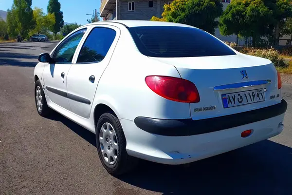 پژو 206 SD
