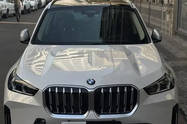 عکس بی ام و X1