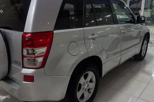 سوزوکی گراند ویتارا (وارداتی)