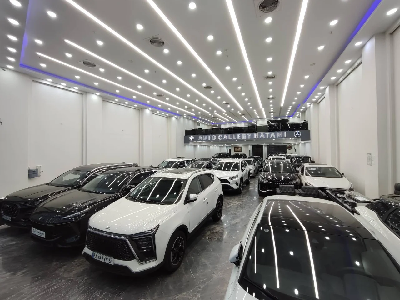 اتو گالری حاتمی - تصویر بنر شماره 1