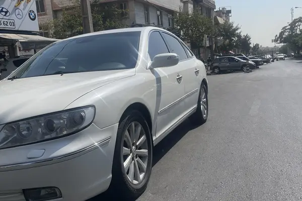 هیوندای آزرا (گرنجور)