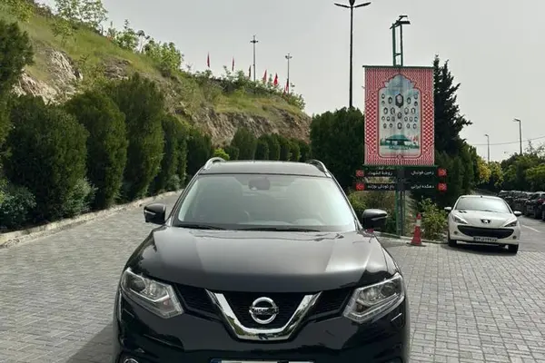 نیسان ایکس تریل