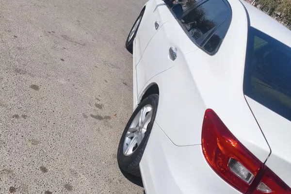 بسترن B30