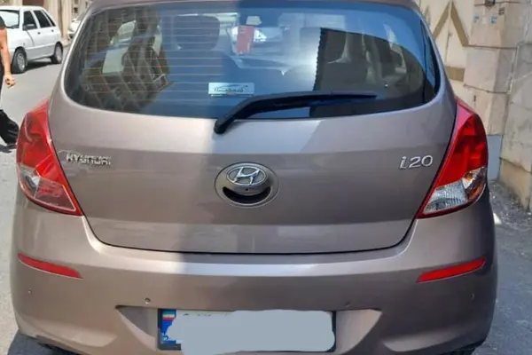 عکس هیوندای i20