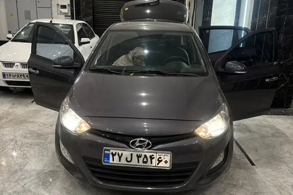 هیوندای i20