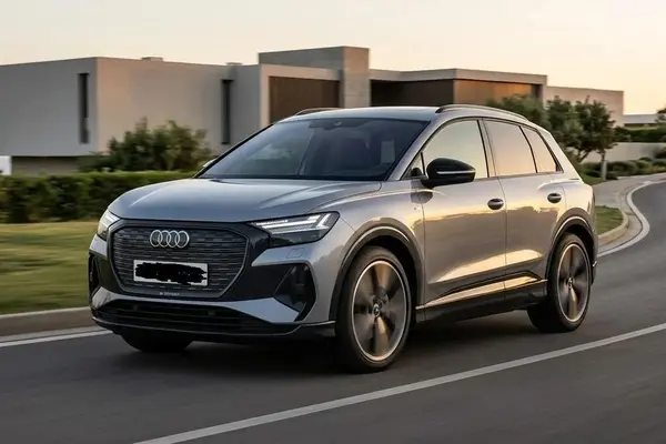 عکس آئودی Q4 e-tron