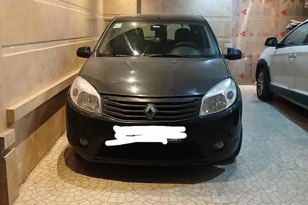 رنو ساندرو