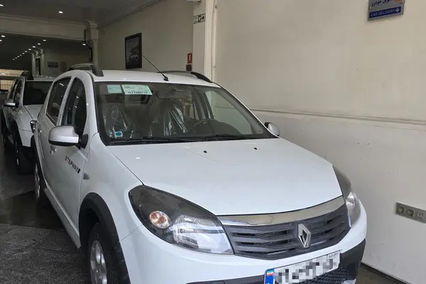 رنو ساندرو استپ وی