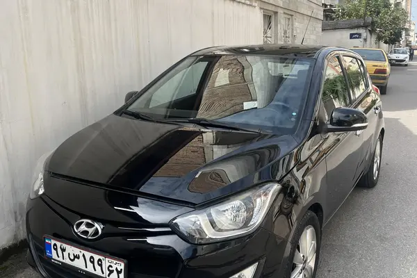 هیوندای i20