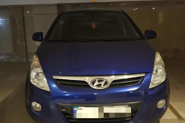 هیوندای i20
