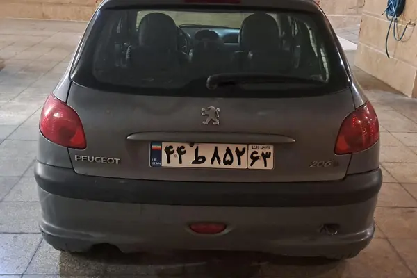 پژو 206