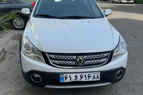 عکس دانگ فنگ S30