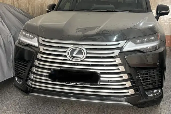 لکسوس LX