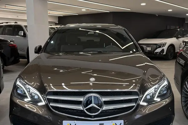 عکس بنز کلاس E