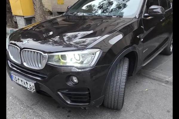 بی ام و X4