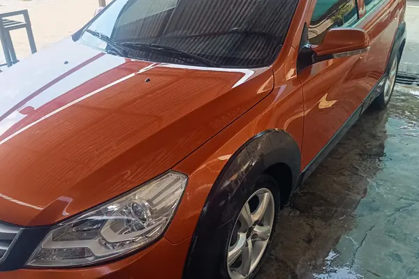 عکس دانگ فنگ H30 کراس