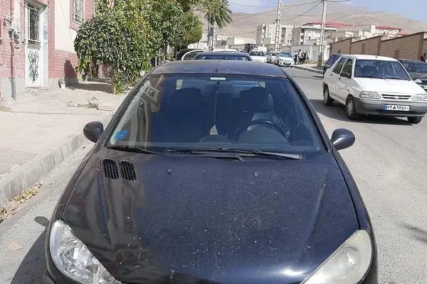 پژو 206