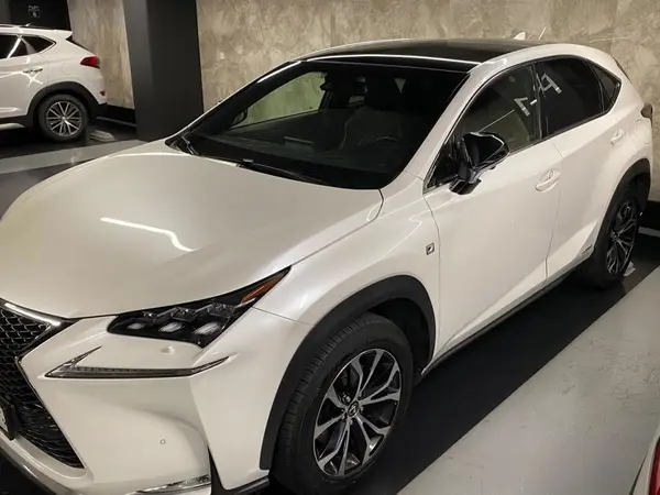 عکس لکسوس NX هیبرید