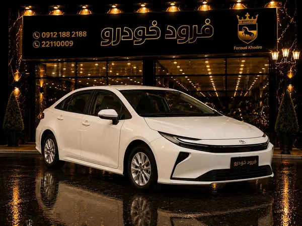 عکس تویوتا کرولا هیبرید