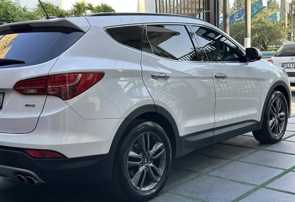عکس هیوندای سانتافه