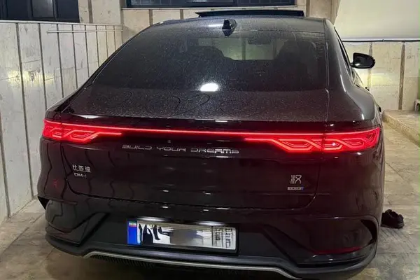 بی وای دی هان DMi