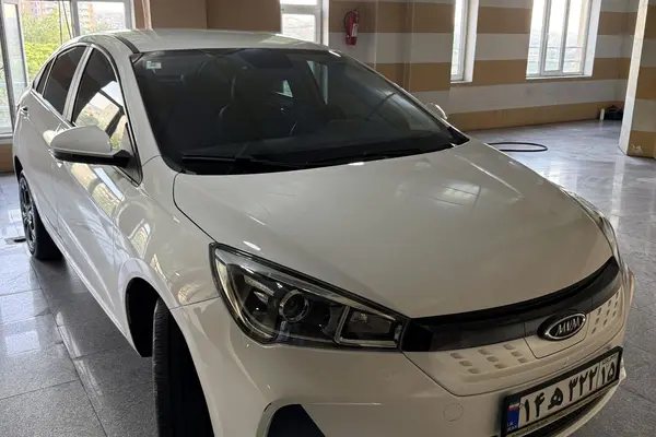 ام وی ام آریزو 5ev
