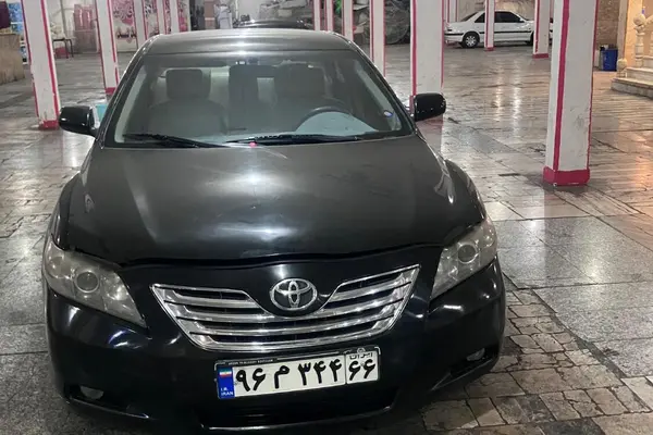 تویوتا کمری