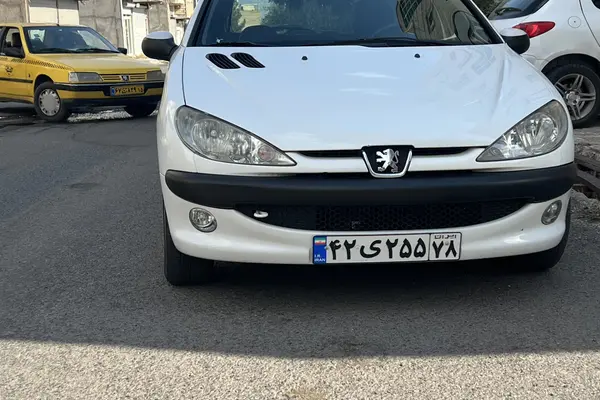 پژو 206