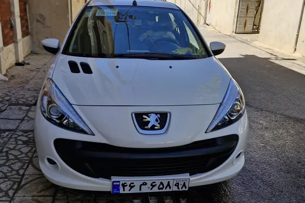 پژو 207