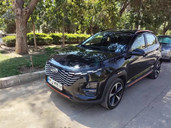 ام وی ام X33 کراس