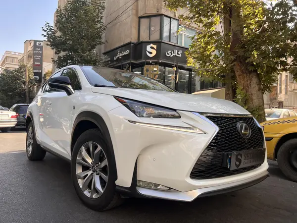 لکسوس NX هیبرید