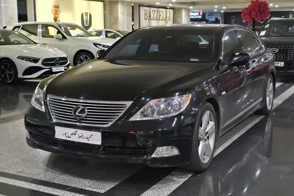 لکسوس LS