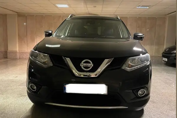عکس نیسان ایکس تریل