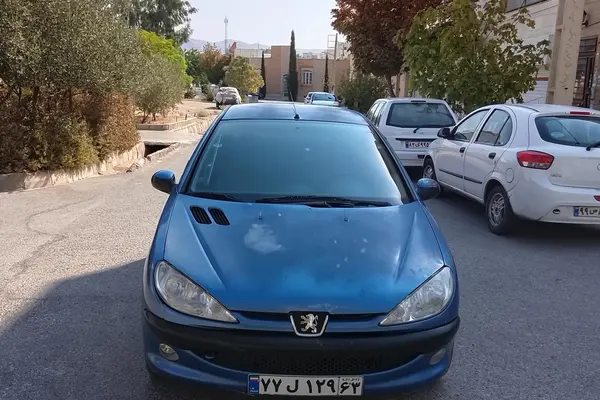 پژو 206