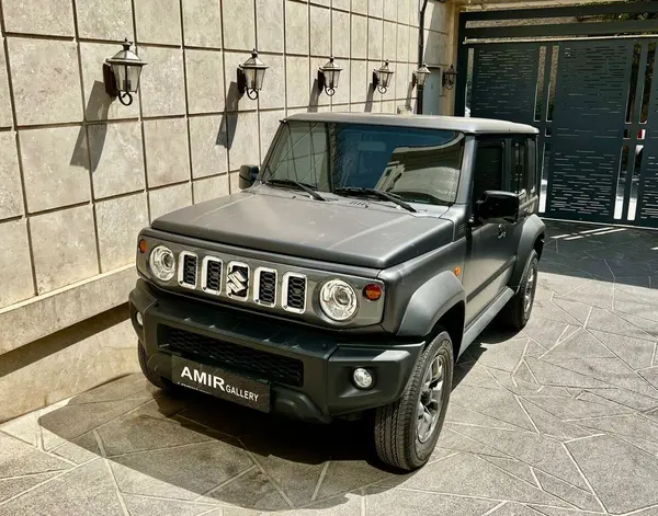 عکس سوزوکی جیمنی 5 در